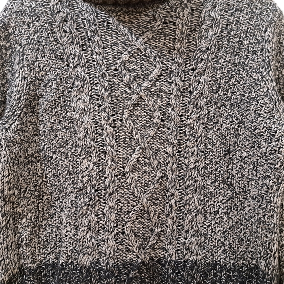 VINCE Turtleneck Wool/ Yak Sweater - Picture 4 of 7